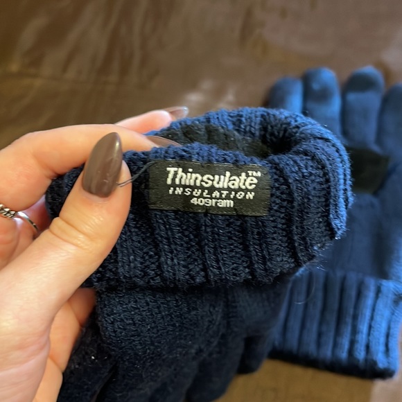 Winter gloves - Picture 3 of 3